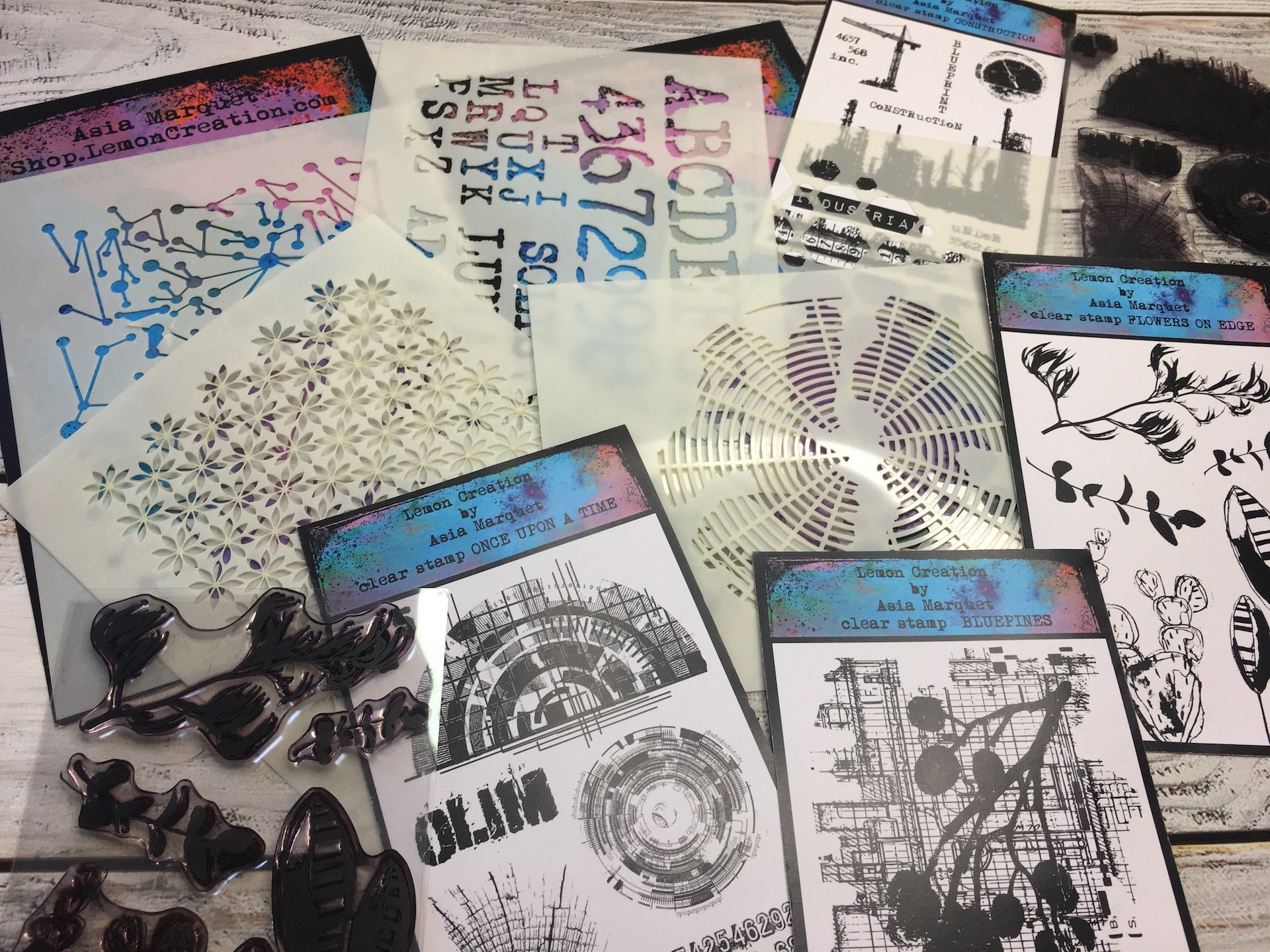 Mixed media and art journal products
– LemonCreationArt EI