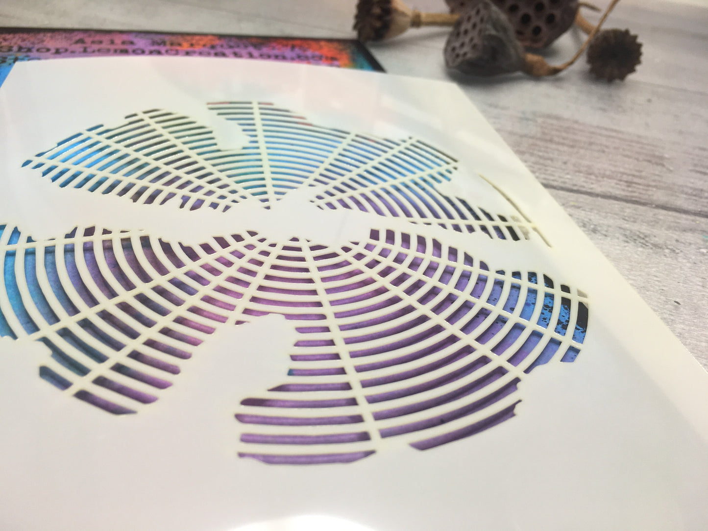 Mixed media stencil- BROKEN CIRCLE